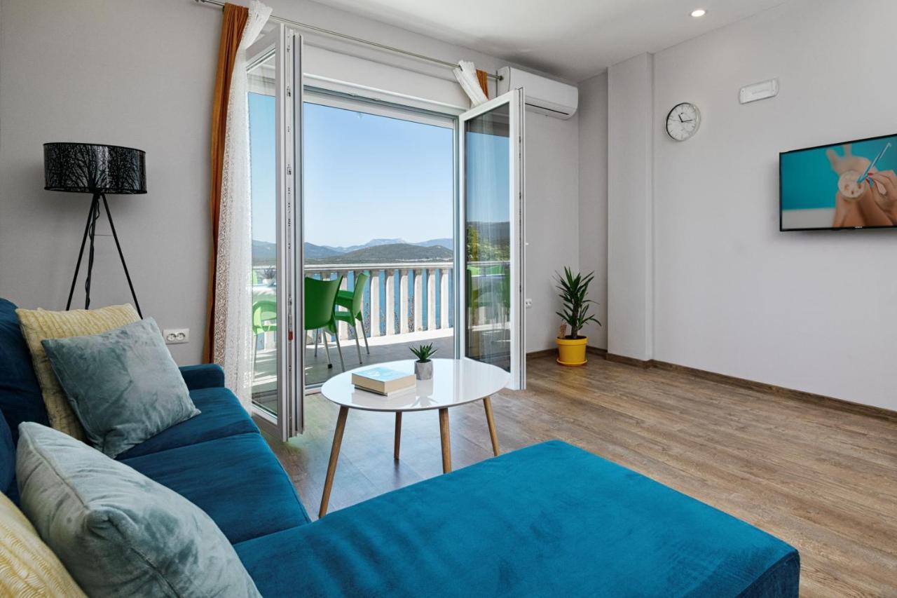 Apartments Leona نيوم المظهر الخارجي الصورة