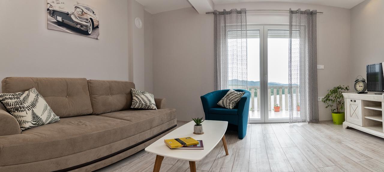 Apartments Leona نيوم المظهر الخارجي الصورة